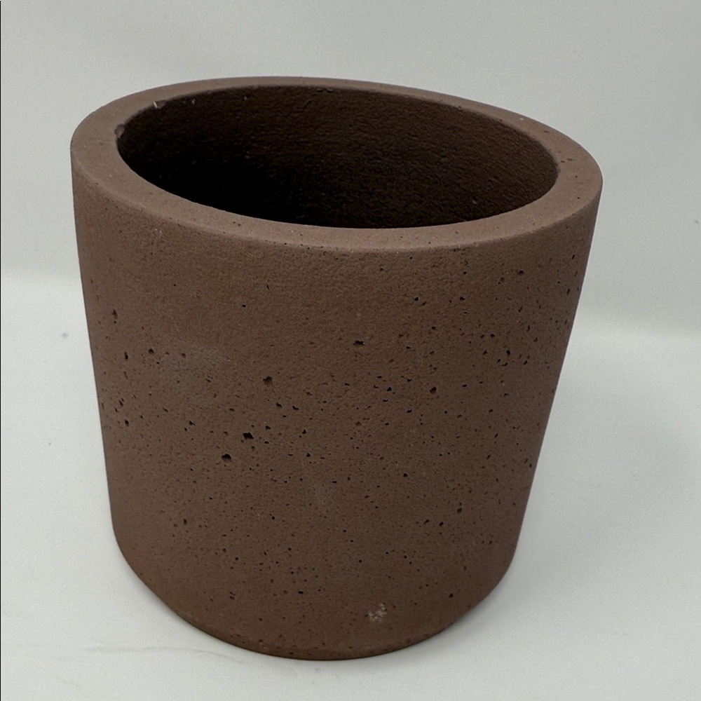 Cord +Iron Brown Textured Planter/Vase Brand New -No tag Home Decor